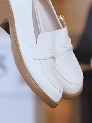 【啄木鸟】简约英伦风百搭舒适软底软面轻便小单鞋 #鞋子推荐 #美鞋搭配 #软底小单鞋 #软底软面