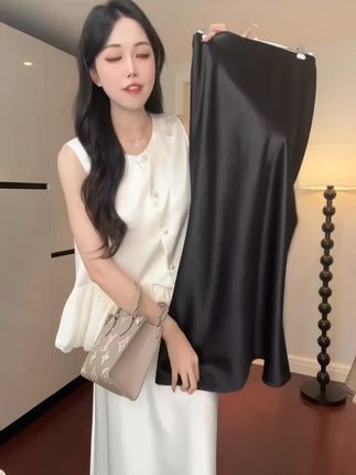 法式珠光网纱拼接无袖上衣女夏季2025新款温柔小香风显瘦马甲 #显瘦穿搭#今天穿什么#显瘦遮肉#品质女装#显瘦