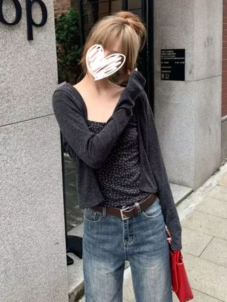 韩系bm风碎花套装纯欲百搭气质辣妹吊带开衫两件Q 9452# #高级感穿搭 #显瘦穿搭 #谁穿谁好看 #超便宜超划算 #气质穿搭