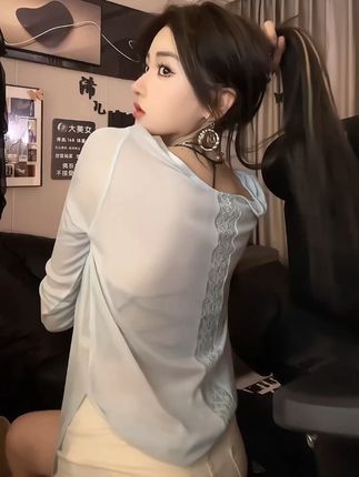正反两穿雾感针织莱赛尔亚麻斜肩蕾丝罩衫 #ootd穿搭 #美出高级感 #穿搭小心机 #小众设计感 #时尚潮流穿搭