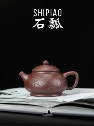 《石瓢》倾汤如流云,壶底有春秋 #今天你喝茶了吗#匠心制作#紫砂壶#器物之美#茶生活