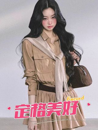 高智巴恩风高级感赫本风工装连衣裙收腰显瘦蓬蓬裙 高智巴恩风高级感赫本风工装连衣裙收腰显瘦蓬蓬裙#ootd穿搭 #今天穿什么 #出游穿搭 #搭配分享 #小个子显高显瘦穿搭