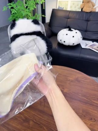 这也太值了吧,个位数到手一整套冰丝套装,上身冰冰凉凉的,大夏天穿太舒服太好穿了  #夏季穿搭  #儿童穿搭  #背心穿搭  #高品质童装  #超便宜超划算