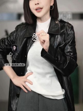 铜合金项链 RONGRONG 简约设计感几何爱心项链D202504011001#女装 #溶溶rongrong #晒出你的出片ooteed穿搭#穿出高级感 #谁穿谁好看系列