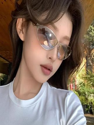 美式猫眼墨镜女科技感网红街拍太阳镜时髦前卫赛博朋克太阳镜#墨镜 #太阳镜 #猫眼墨镜 #朋克太阳镜