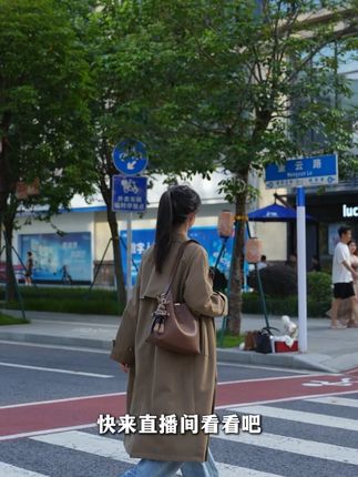 带它去打卡,欢喜装不下 #纳兰杜女包 #包包推荐 #女包 #包包控 #水桶包