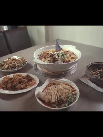 麻辣肥肠高山鲟龙鱼的做法s