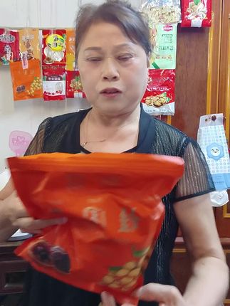 同款购物櫉窗