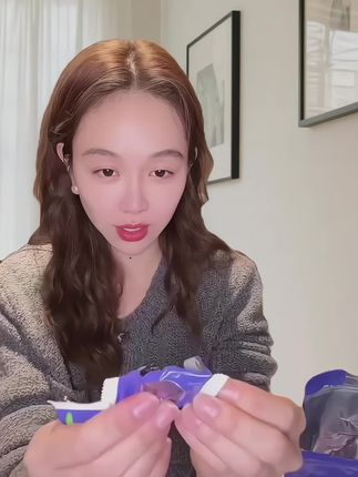 #姜妍 #零食推荐 #西梅干新疆 #好吃到停不下来 #西梅干