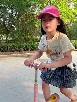 这么洋气的韩系小套装,快给家里的小朋友安排上。布料也很舒服#韩系穿搭 #韩系套装 #女童穿搭 #夏季穿搭