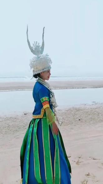啥是少数民族 06e8188c6dc24282acf77894d19e6b6f_1701786755~tplv-dy-resize-origshort-autoq-75:330.jpeg?x-expires=2025439200&x-signature=dSroyOU04n9UJMi7OGt%2F42NbH9g%3D&from=3213915784&s=PackSourceEnum_AWEME_DETAIL&se=false&sc=cover&biz_tag=pcweb_cover&l=2024031022360427DE4CD825C88B48F7AA