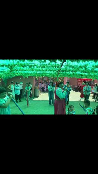 俄罗斯族的游戏抢棍子和篝火晚会