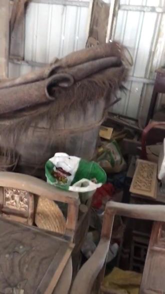 两个破棕蓑衣还不错 #清代#雨衣