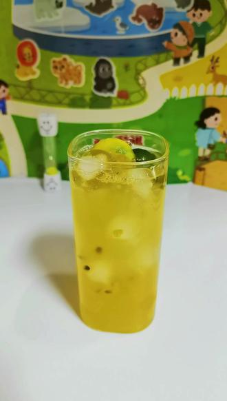 古茗招牌 被我破解了
百香果双重奏#纯天然无添加 #在家实现饮品自由 #自制饮品 #口感特别好 #喝出来的健康