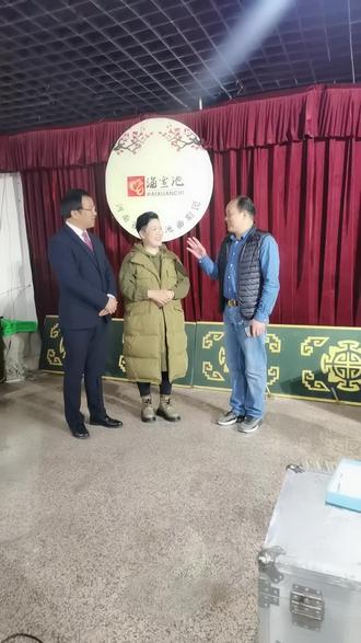 特意和师弟常鑫一行来到郏县“河南省海宣池曲剧团”参观看望周少军师兄的新团址,祝福祝贺剧团越来越好。