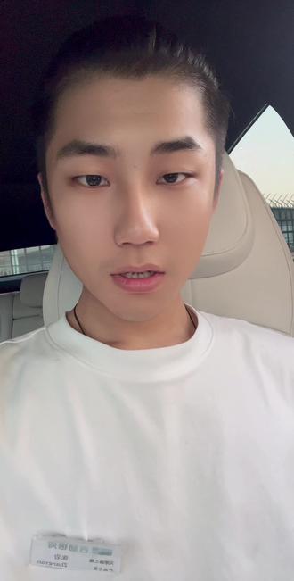 #银河空间站 #吉利银河l7 #吉利银河 循迹星球的使用方式及调节界面。