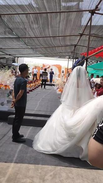 祝兄弟、弟媳妇儿新婚快乐,百年好合!