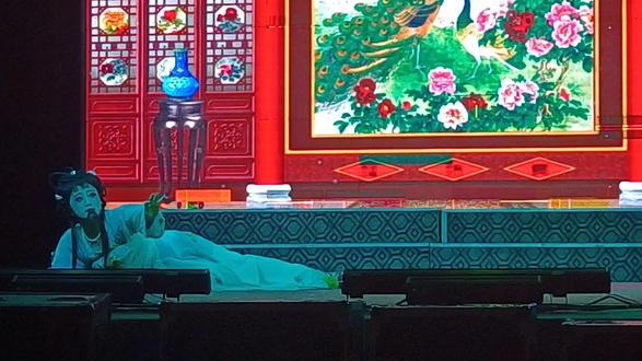 宜桃扮演者(淑玲)被割舍头的精彩片段