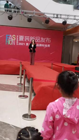 创新梦想广场 三楼欧柏力专柜