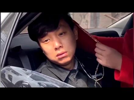 最近我牙疼,医生跟我说我只能吃软饭,是不可能的。#就是这么嚣张 #搞笑视频 #我要上热门