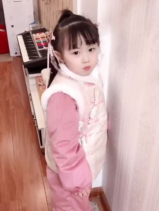 我家有一小可爱💕