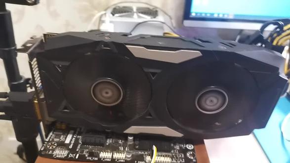 rx580显卡维修换显存后压力测试稳定#显卡维修 #rx580显卡维修