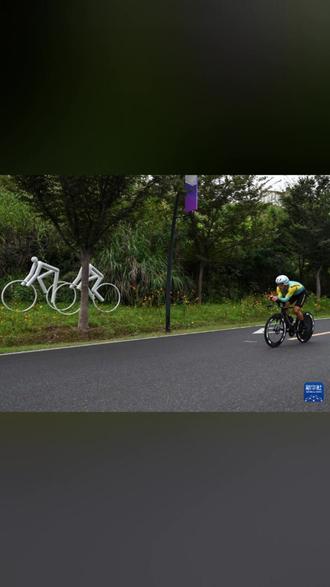 2023亚运公路自行车
男子个人计时赛39.6公里
中国选手薛铭夺得亚军