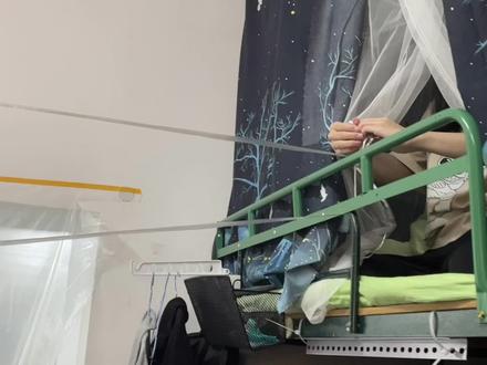 大学生的交流只需要最原始的方式……#栓q