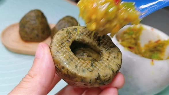 红薯叶窝窝头,太适当减脂女孩们啦!#一起吃饭吧 #低卡低脂餐 #窝窝头