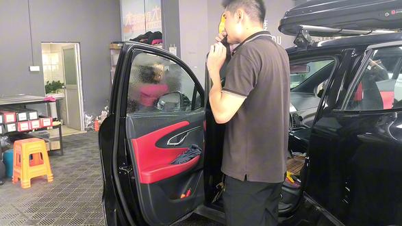 长安UNI~T更换玻璃膜分享!