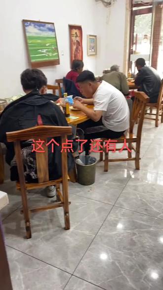 包头市东河区站北路郭全海烧麦馆