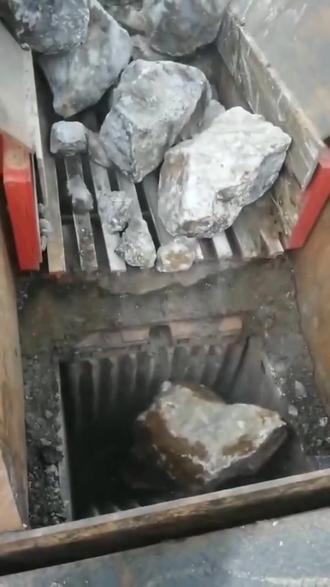 #砂石料生产线 #砂石 #破碎机 #厂家 @企业号小助手 @DOU+小助手