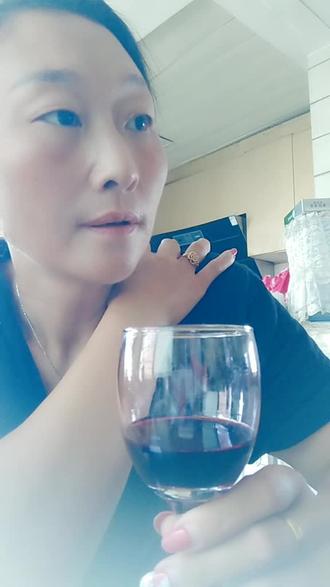 感冒喝杯红酒🍸😄😄😄