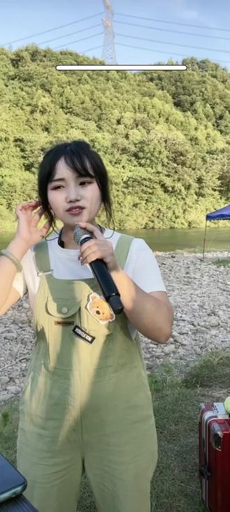 #原唱歌曲 《无动于衷》己上线#欢迎大家到音乐平台点赞评论@🎙️贵州闹闹(师父贵阳二小姐) #抖音小助手