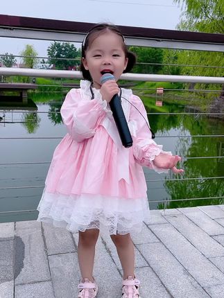 若伊、刘大美闺女