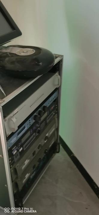 惠威全套音响安装中!