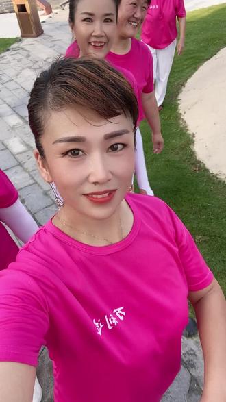 曹县的葱曹县的蒜曹县美女真好看