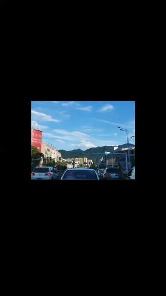 晚霞中的红蜻蜓♡