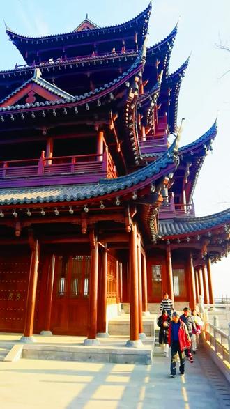 琅琊山南天门最高观景台俯瞰滁州城 - 抖音