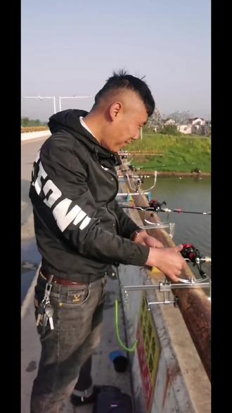 柘皋湖,可以钓到大板鸡了#钓鱼的乐趣只有钓鱼人懂 #爱生活爱钓鱼