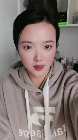 朋友们换身份证用不用带户口本?可不可以化妆?#河南方言