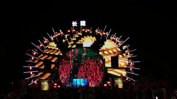 #广州 现在玩夜场无敌嗨 不热就是有点冷哈哈 女士还打折 一人69而已 无敌便宜人不多 #广州长隆水上乐园