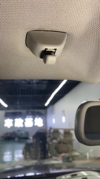 #实景拍摄效果 #现场实拍 #请给手艺人一个关注双击支持 奥迪A6遮阳板卡扣拆装