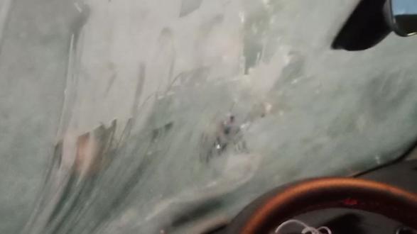 408不出风鼓风机损坏换
维修保养换机油四滤,清洗节气门