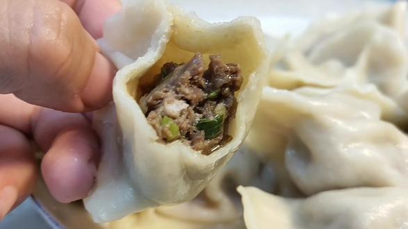 天上龙肉,地下的龙肉饺子你吃过没有#在家做美食 #饺子馅 #抖音美食创作人 #粉丝一千万 #上热门