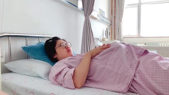 刚刚放上欣普贝生催产,医生说这个药效很快,分享一个对即将到来的疼痛一无所知的傻子……#孕期 #怀孕