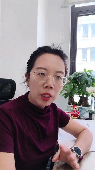 人步入晚年若丧失辨识能力,往往只能被动由亲属担任监护人。
殊不知法律允许提前订立相关协议,自主选择意定监护人、规划晚年照料事宜,牢牢掌握自身养老相关安排。#意定监护 #抖来普法2026 #晚年养老 #监护人指定 #老年人权益 #家事法律 #律师普法 #养老保障 #民事法律 #自主规划晚年 #法律常识分享 #深度理性计划