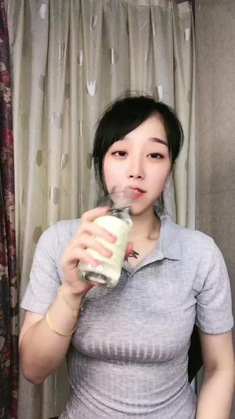 升职加薪的秘诀告诉你们了,到时候发达了别忘了糖糖哟#小姐姐很皮