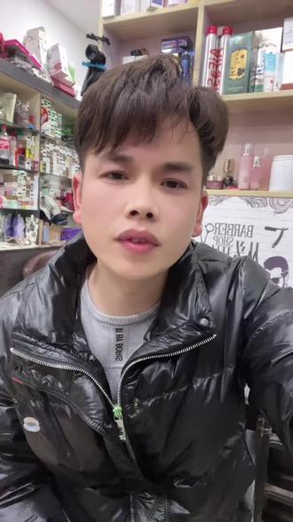 很多客人问我正月份能剪头发吗?我说可以剪了,他们说家里老人都说正月份不能剪头发、今天 普及一下,正月份为什么不能剪头发
