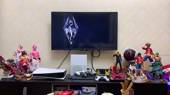 #xboxone #上古卷轴5 老头滚动条5,既然西瓜皮里都免费了,下一个玩玩呗@DOU+小助手